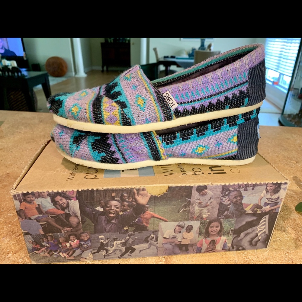Aztec Print TOMS Classics